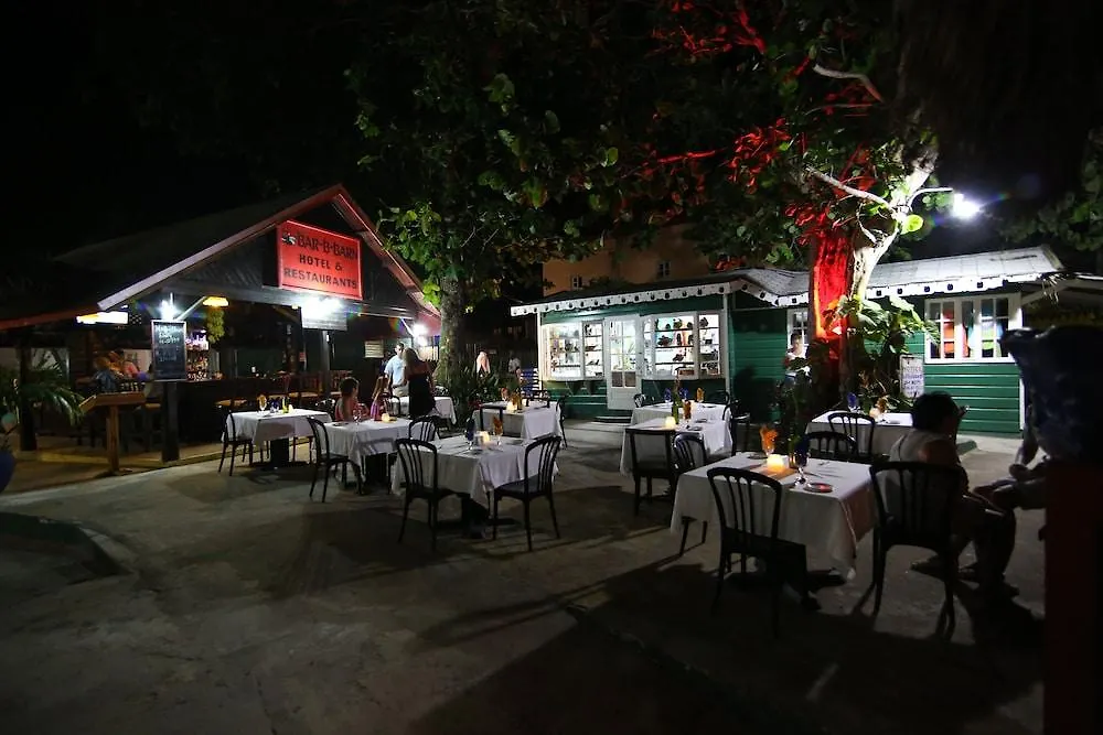 Bar-B-Barn Beach Hotel Negril